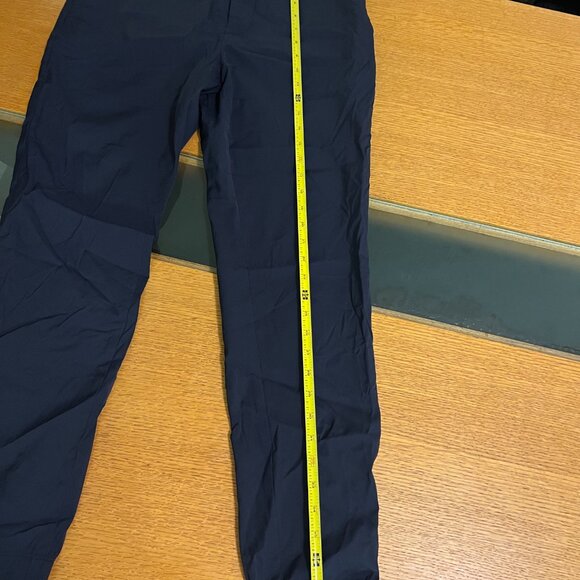 Theory Half-Jogger Pants - Picture 7 of 8